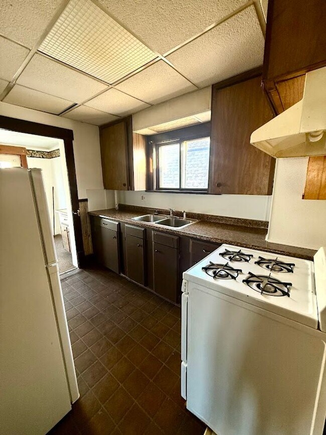 Foto del edificio - Fulton Rd Triplex