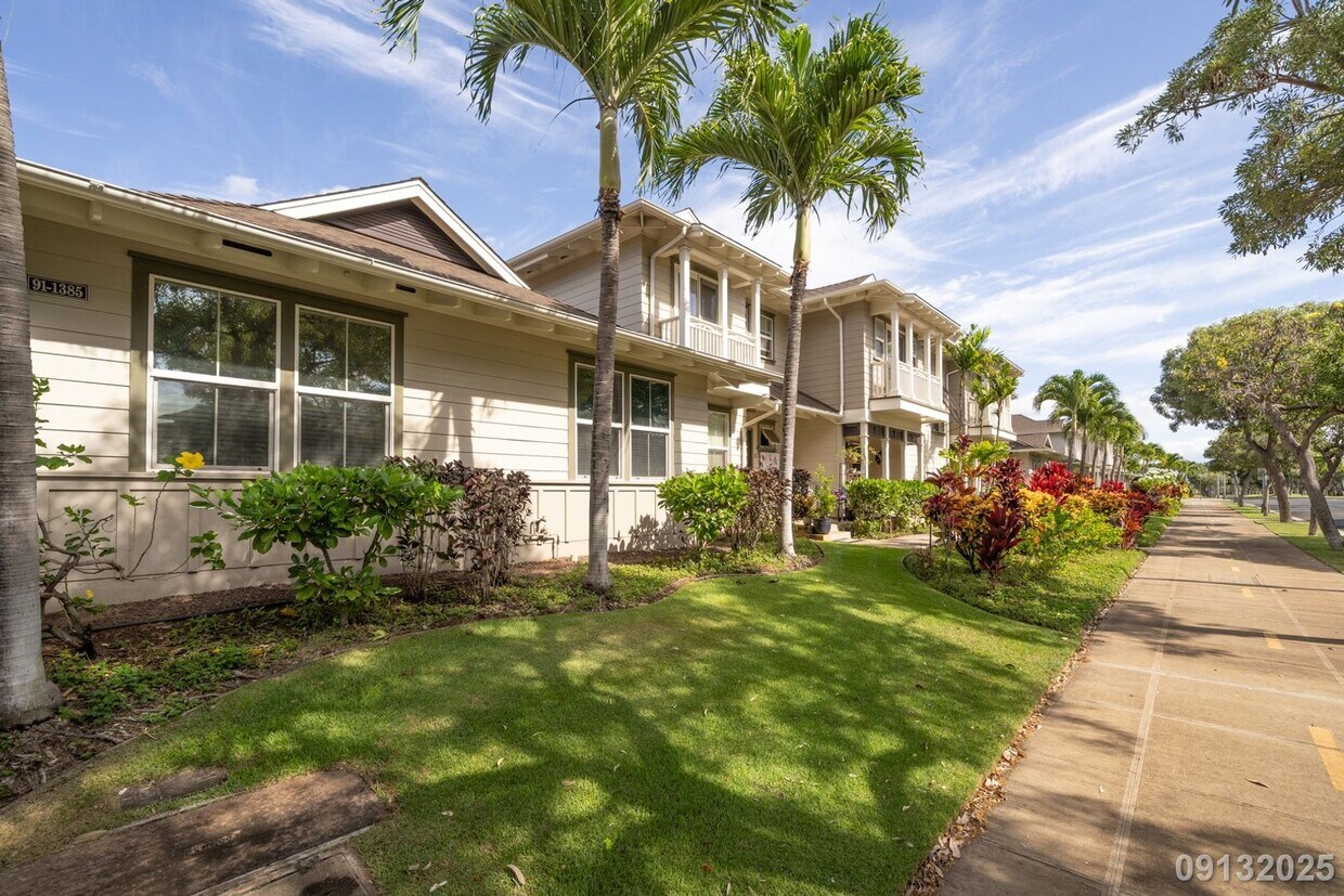 Foto principal - 3 Bed 3 Bath in Hoakalei