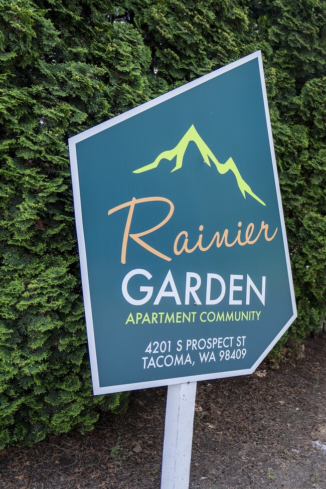 Welcome to Rainier Gardens Apartments - Rainier Gardens Aparments