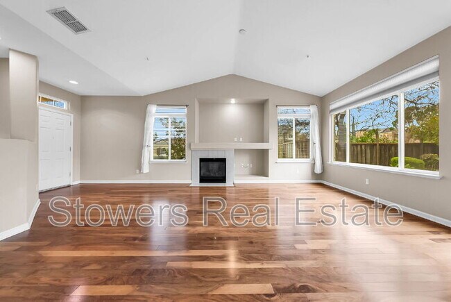 Foto del edificio - 5406 Martingale Ct