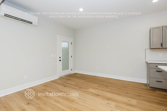 Building Photo - 211 Golf Club Ln
