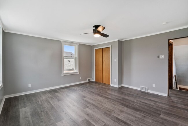 Building Photo - Newly renovated 2 bedroom home in Scott To...