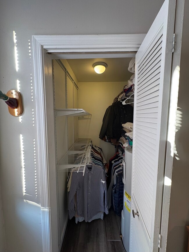 Foto del edificio - 2749 Harper St