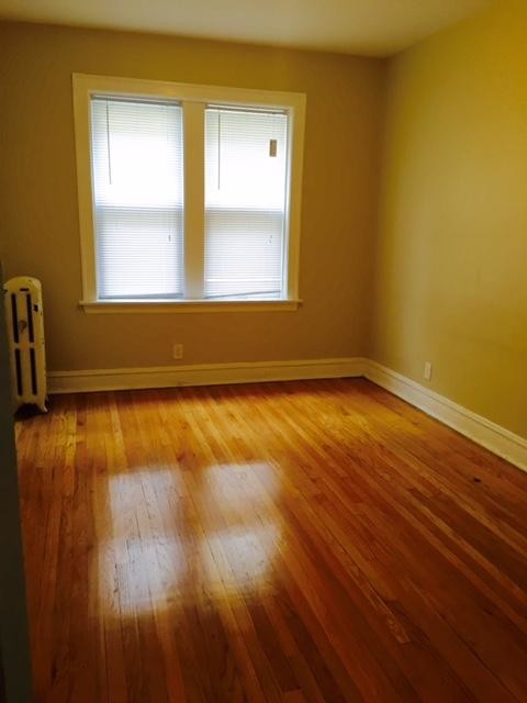 Foto del edificio - 4821 N Springfield Ave
