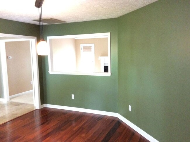 Building Photo - Single Family Home in Cherry Branch