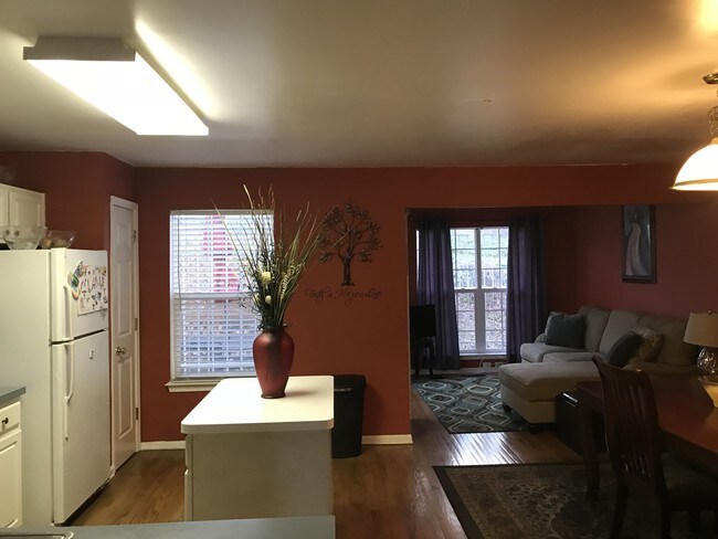 Foto del edificio - 7412 Belgravia Ln