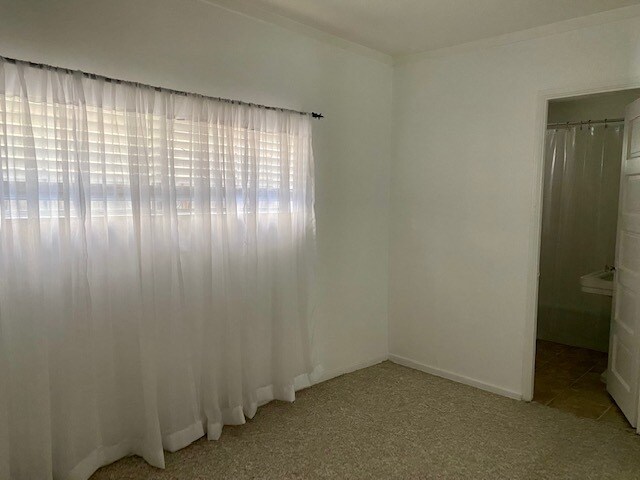 Foto del edificio - 435 Raymond Ave