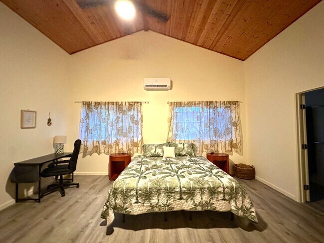 Foto del edificio - Available Now!  Fully Furnished 3bd/2ba ho...