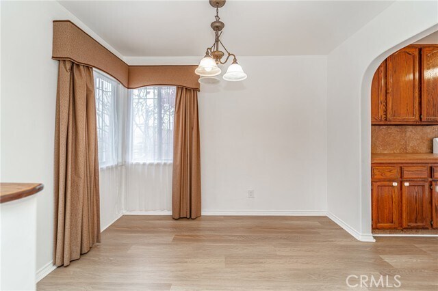 Building Photo - 1345 S La Verne Ave