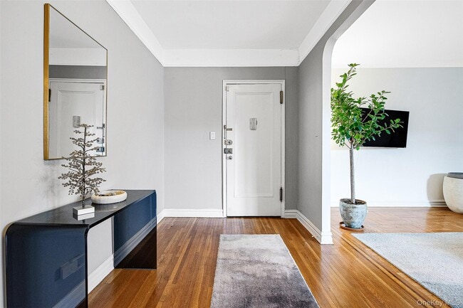 Building Photo - 99-45 67th Rd