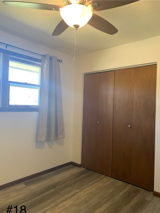 Foto del edificio - 800 Fairfield Dr