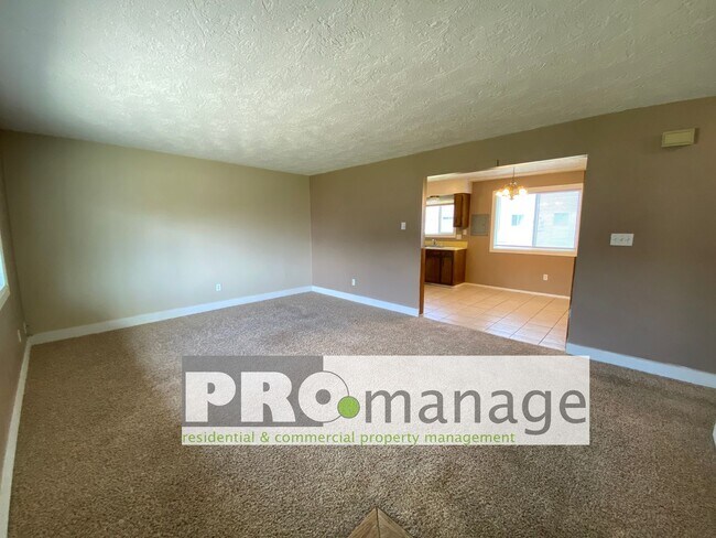 Foto del edificio - 2 bed / 1 bath apartment in Idaho Falls