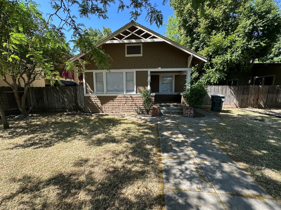 Foto principal - 615 16th St