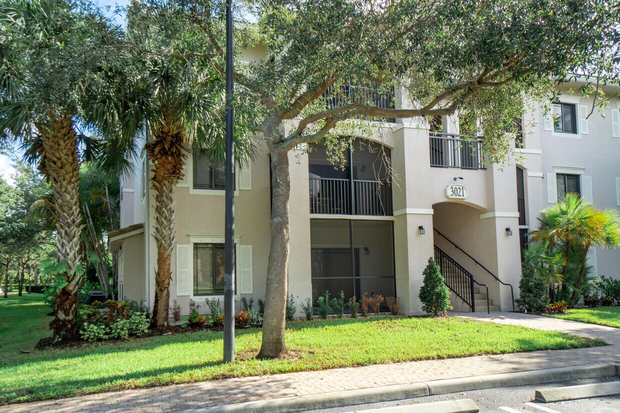 3021 Alcazar Pl Unit 104, Palm Beach Gardens, FL 33410 Condo for Rent in Palm Beach Gardens
