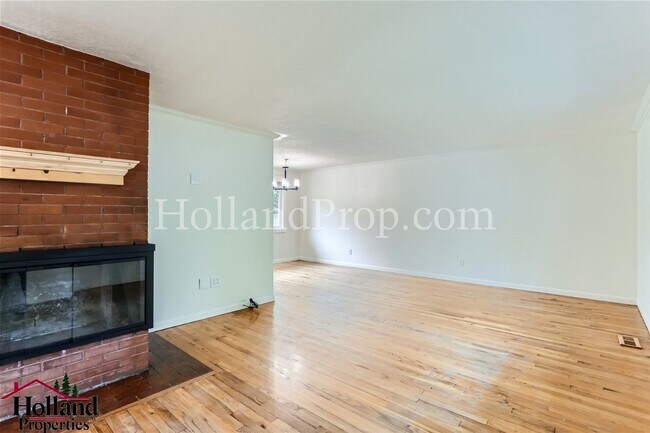 Building Photo - Lovely Single-Level Home in Beaverton!