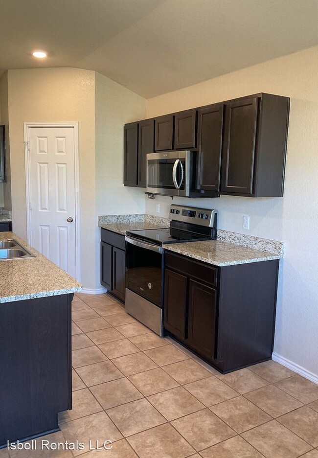 Foto del edificio - 3 br, 2 bath House - 6005 Sally Ride Lane