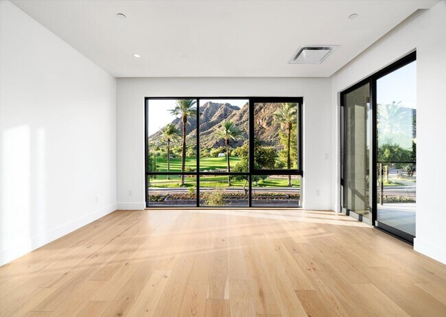 Building Photo - 4575 N Phoenician Blvd