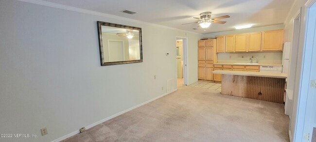 Building Photo - 3684 Riverside Ave