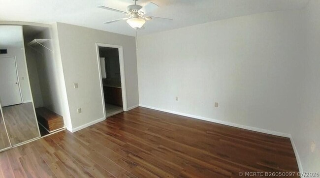 Building Photo - 221 2nd Way