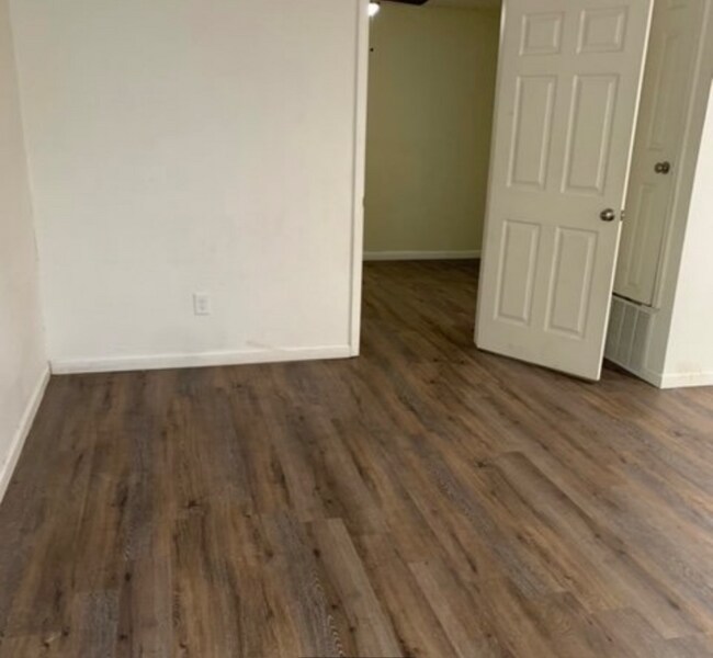 Foto del edificio - 1015 N 14th St
