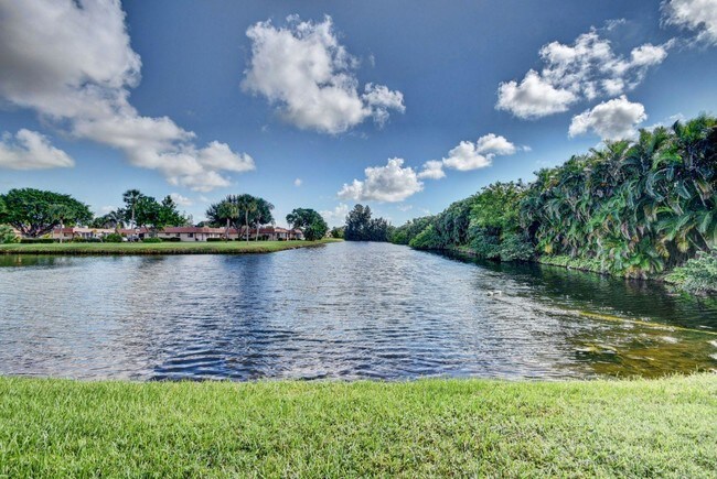 Foto del edificio - 79  Monaco B   Delray Beach FL 33446