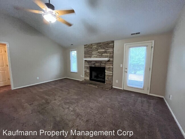 Building Photo - 3 br, 2 bath House - 10002 Raindance Court
