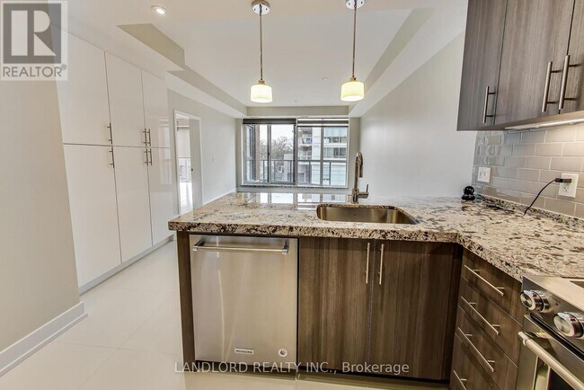 Photo du bâtiment - 2A Queensbury Ave