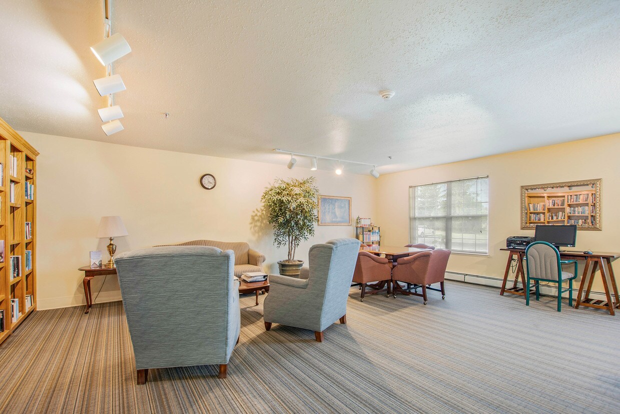 Wellington Woods Senior 4550 N Breton Ct SE Kentwood, MI