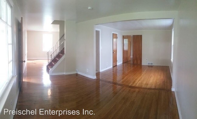Foto del edificio - 392 Springville Ave