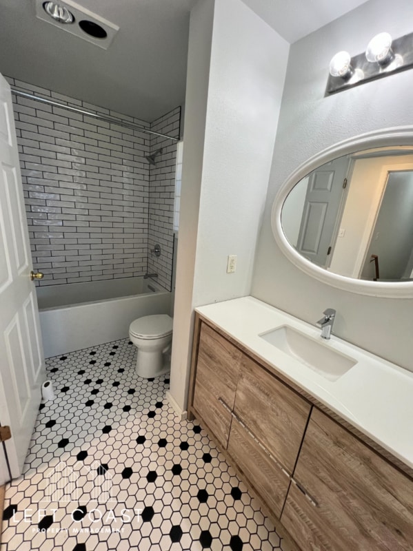 Foto del edificio - 1604 NE 12th St