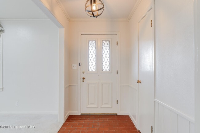 Building Photo - 807 7th St