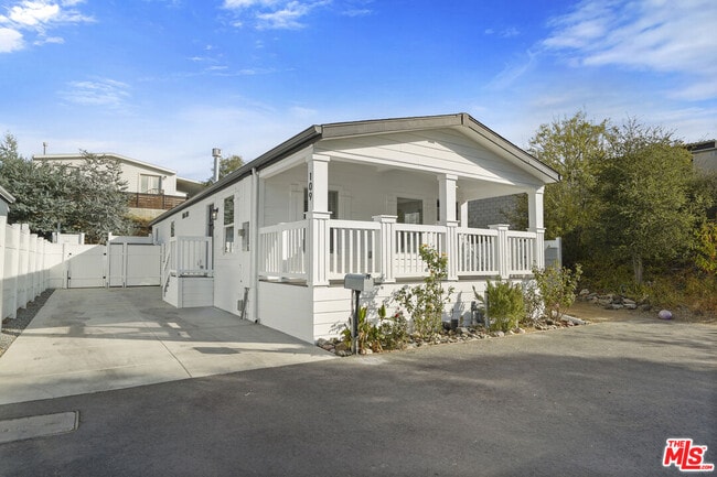 Building Photo - 30473 Mulholland Hwy