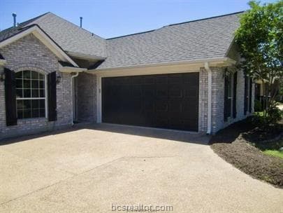 Building Photo - 8438 Lauren Dr