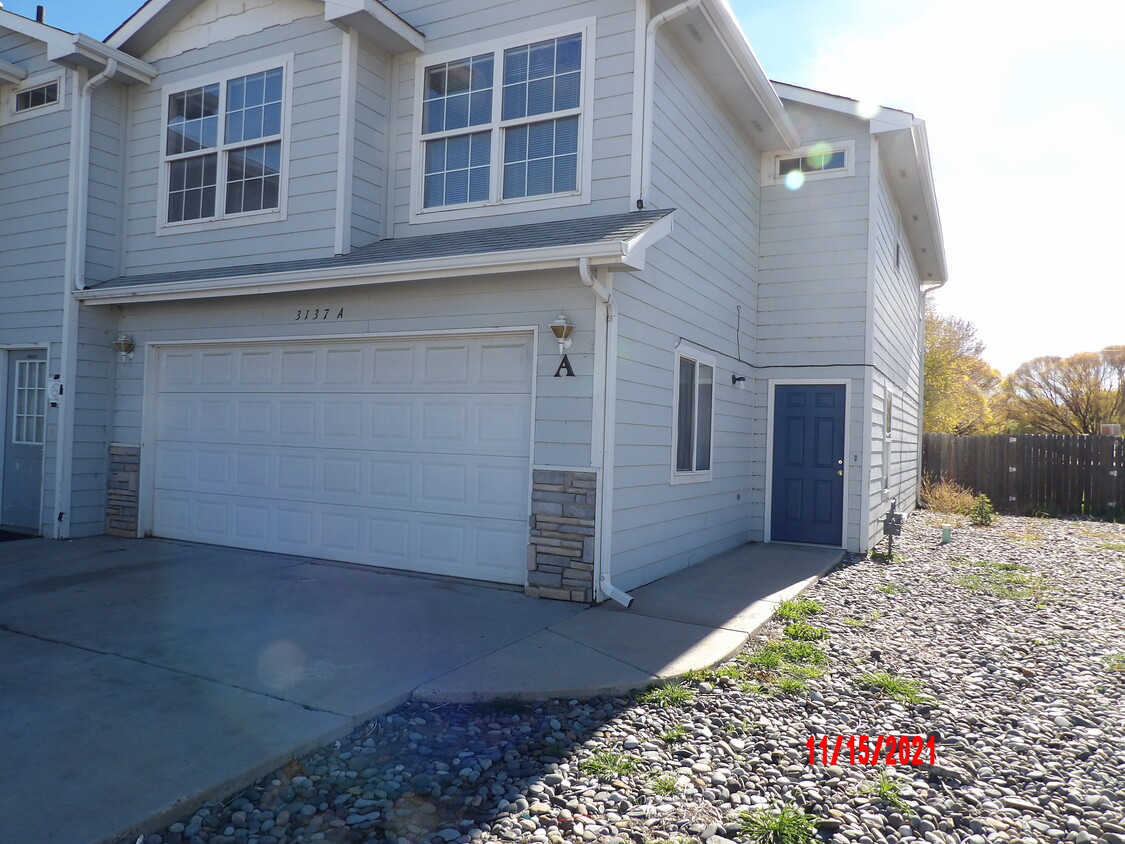 Primary Photo - 3137 Perkins Dr