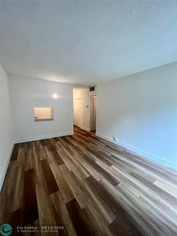 Building Photo - 801 NW 47th Ave