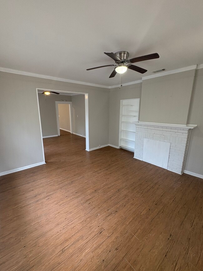 Building Photo - 3369 Montezuma Rd