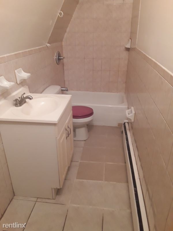 Foto del edificio - 2 br, 1 bath Townhome - 21 Seymour Ave