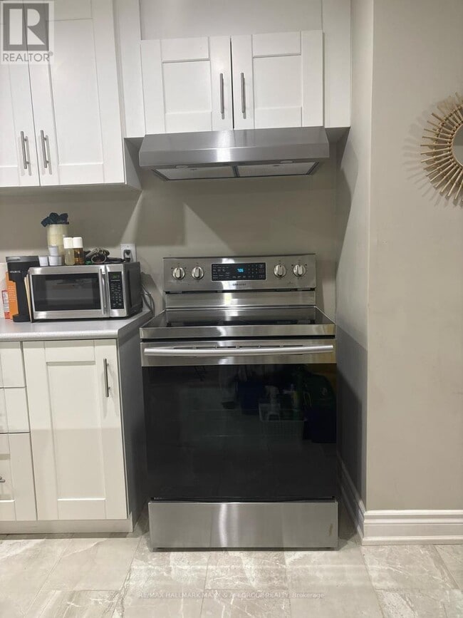 Photo du bâtiment - 661 McGregor Farm Trail