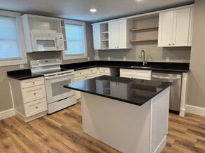 Building Photo - 35 Updike Ave