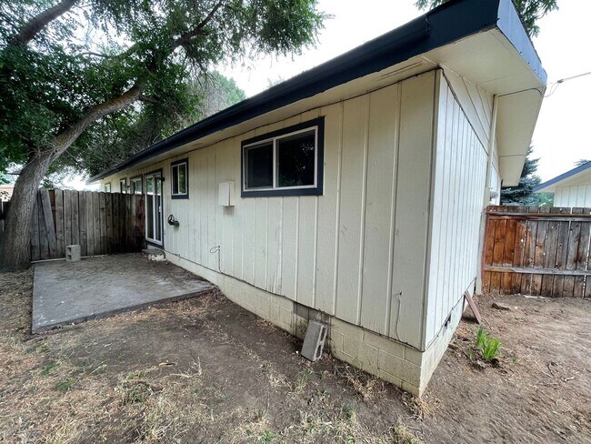 Foto del edificio - 1515 Arthur St