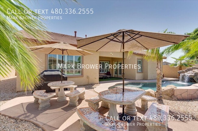 Building Photo - 3732 S Halsted Dr