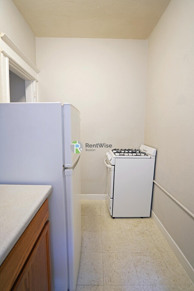 Foto del edificio - 64 Woodstock Ave