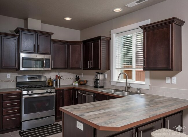 Foto del edificio - 1255 W Mckinney Butte Rd