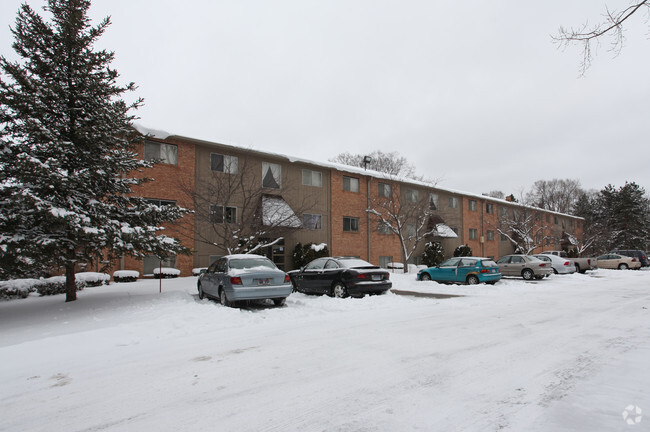 Building Photo - Ridgeway Apartments