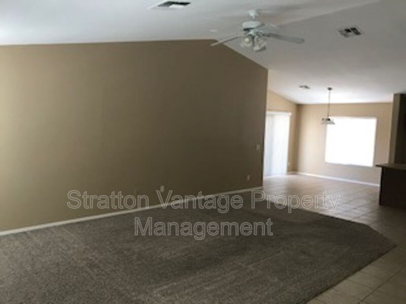 Building Photo - 17739 W Redfield Rd