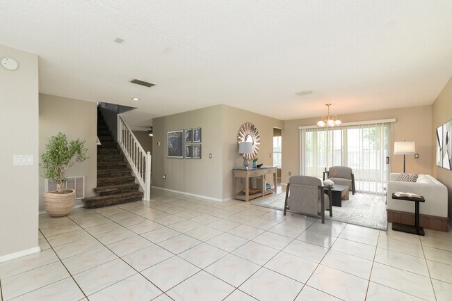 Foto del edificio - 2216 Wyndam Way