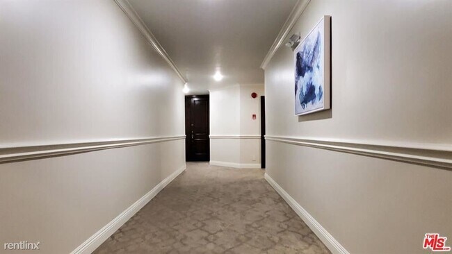 Building Photo - 2 br, 2 bath Condo - 133 S Oakhurst Dr Apt...