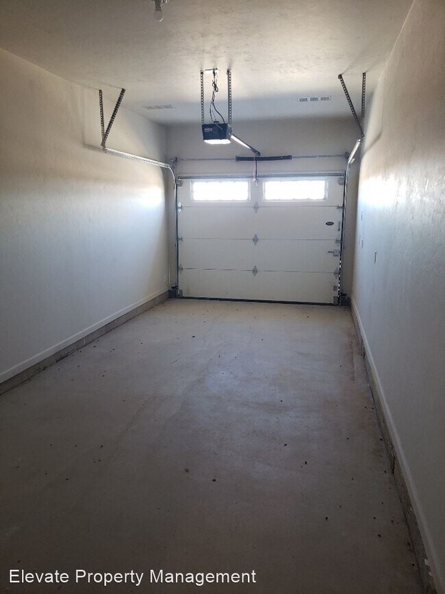 Building Photo - 2 br, 2 bath House - 6529 Bent Wood Villas...