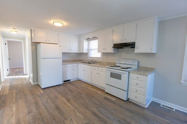 Foto del edificio - One Level Single Family Home in Madison He...