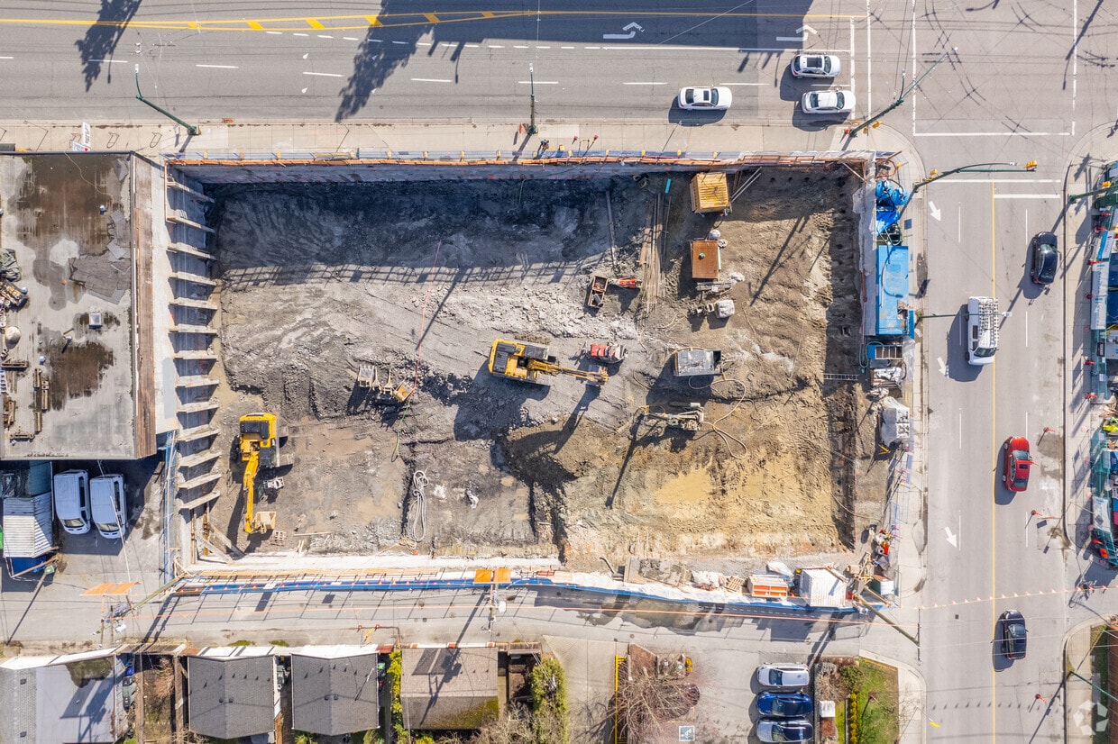 Construction a/o Mar 12/24 - 4th and Macdonald